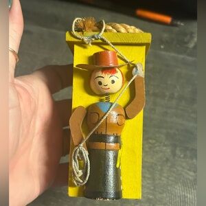 Dan-Dee Imports - Vintage Wooden Cowboy Pencil Holder - Bobble Head